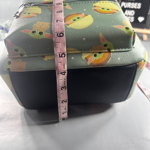 Loungefly Disney Grogu Backpack Mandalorian Child Star Wars Purses Shoulder Bag - Picture 10 of 12